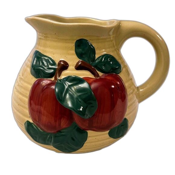 Stoneware Pitcher 3D Apple Design Speckled Embossed 48 oz - Picture 1 of 9